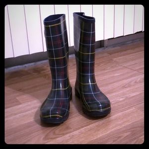 Plaid rain boots